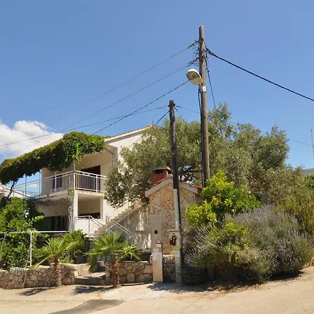 By The Sea Stupin Celine, - 2096 * Rogoznica (Sibenik-Knin)