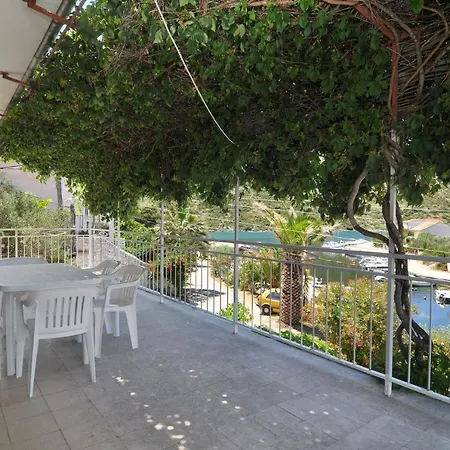 By The Sea Stupin Celine, Rogoznica - 2096 Apartment *